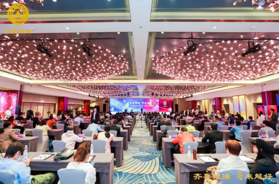 【齊魯糧油 粵來(lái)越好】山東三星集團(tuán)長(zhǎng)壽花食品開年亮相大灣區(qū) 共促“齊魯糧油”好