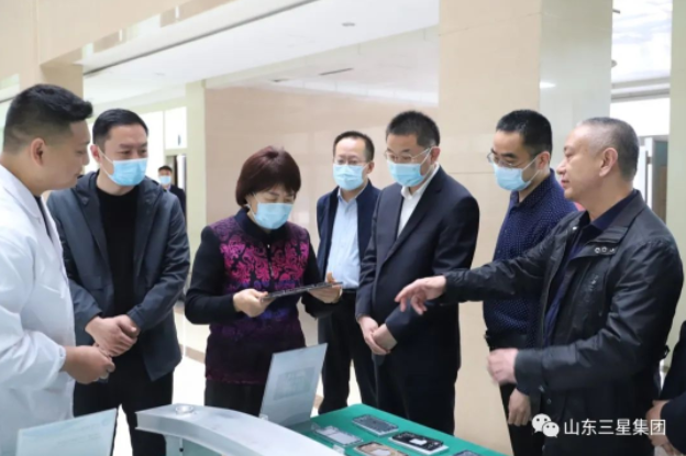 省宏觀經(jīng)濟研究院黨委書記、院長張中英一行來山東三星集團調(diào)研