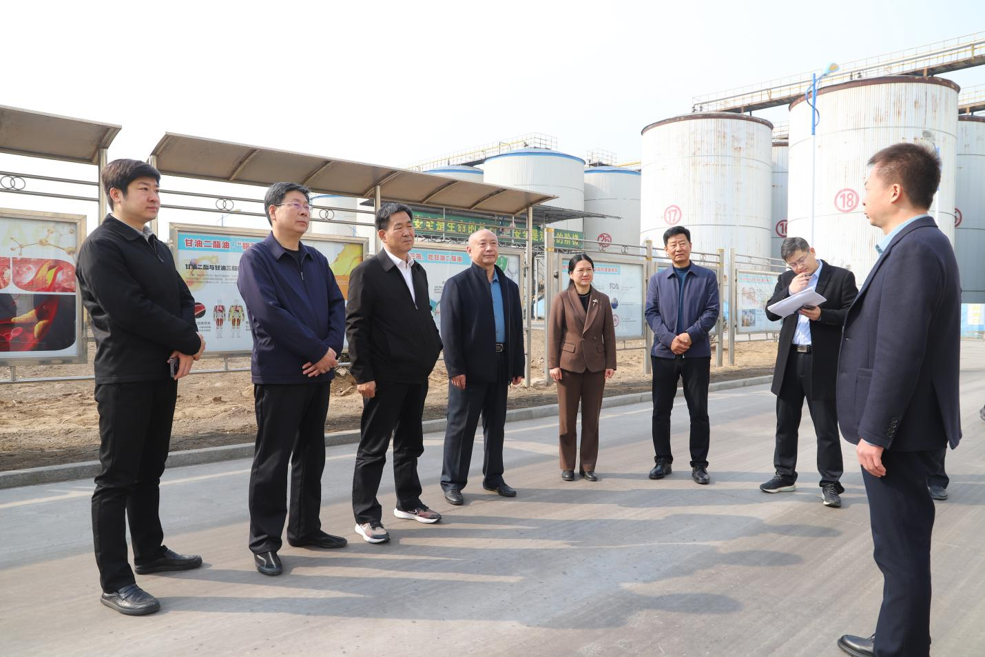 鄒平市政協(xié)主席孫利華一行來山東三星集團調研重點項目建設情況