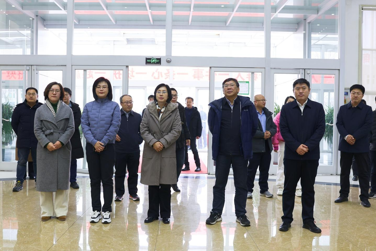 中國社會科學院農村發(fā)展研究所黨委書記、副所長杜志雄一行來山東三星集團調研