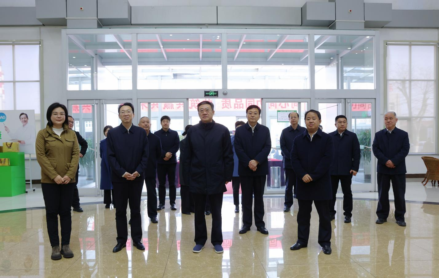 山東省委統(tǒng)戰(zhàn)部副部長、省工商聯(lián)黨組書記、常務副主席張鯤來山東三星集團調研