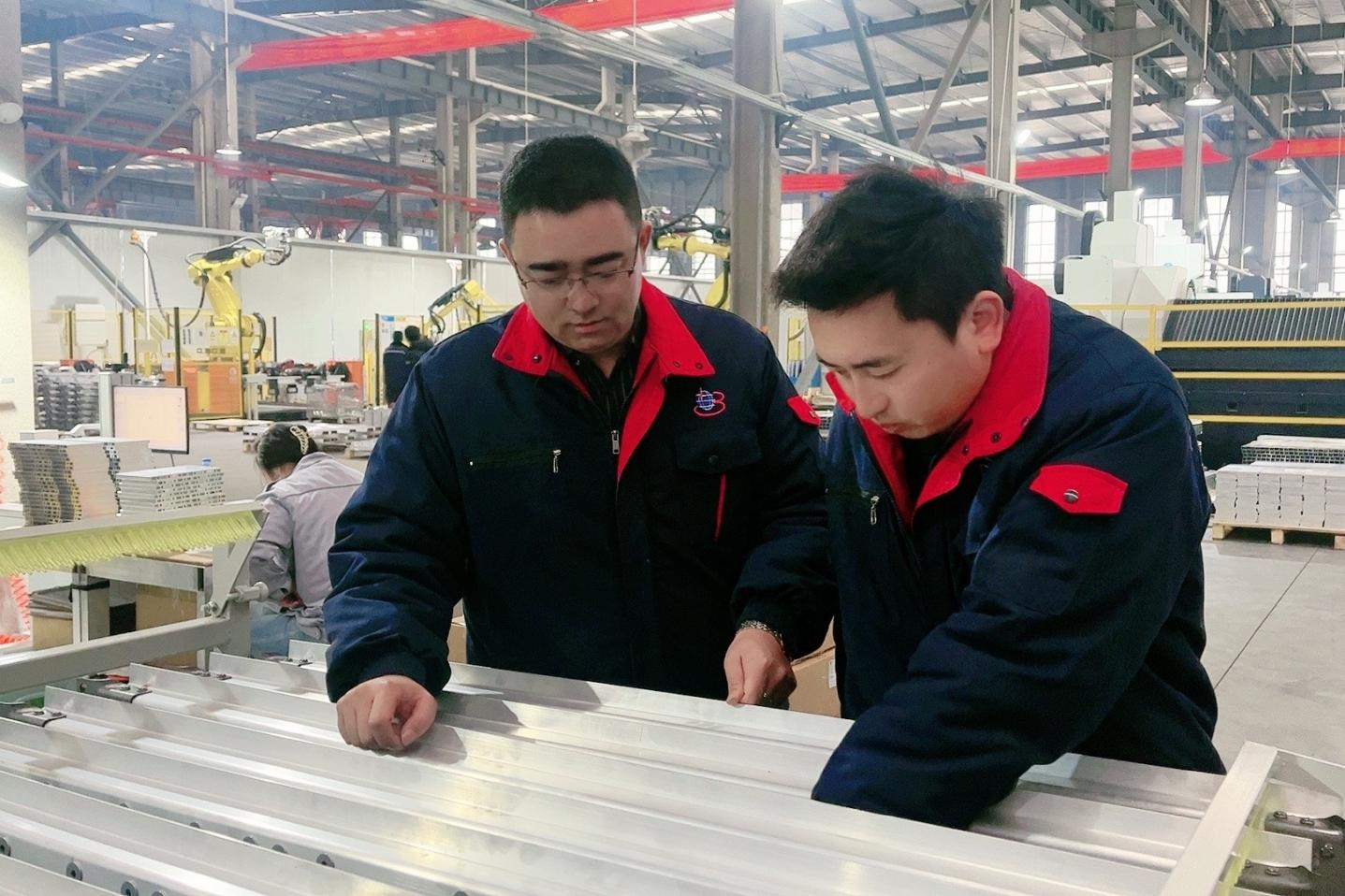 【榜樣力量】宋加榮：從基層實(shí)踐中汲取力量 用奮斗書(shū)寫(xiě)精彩人生