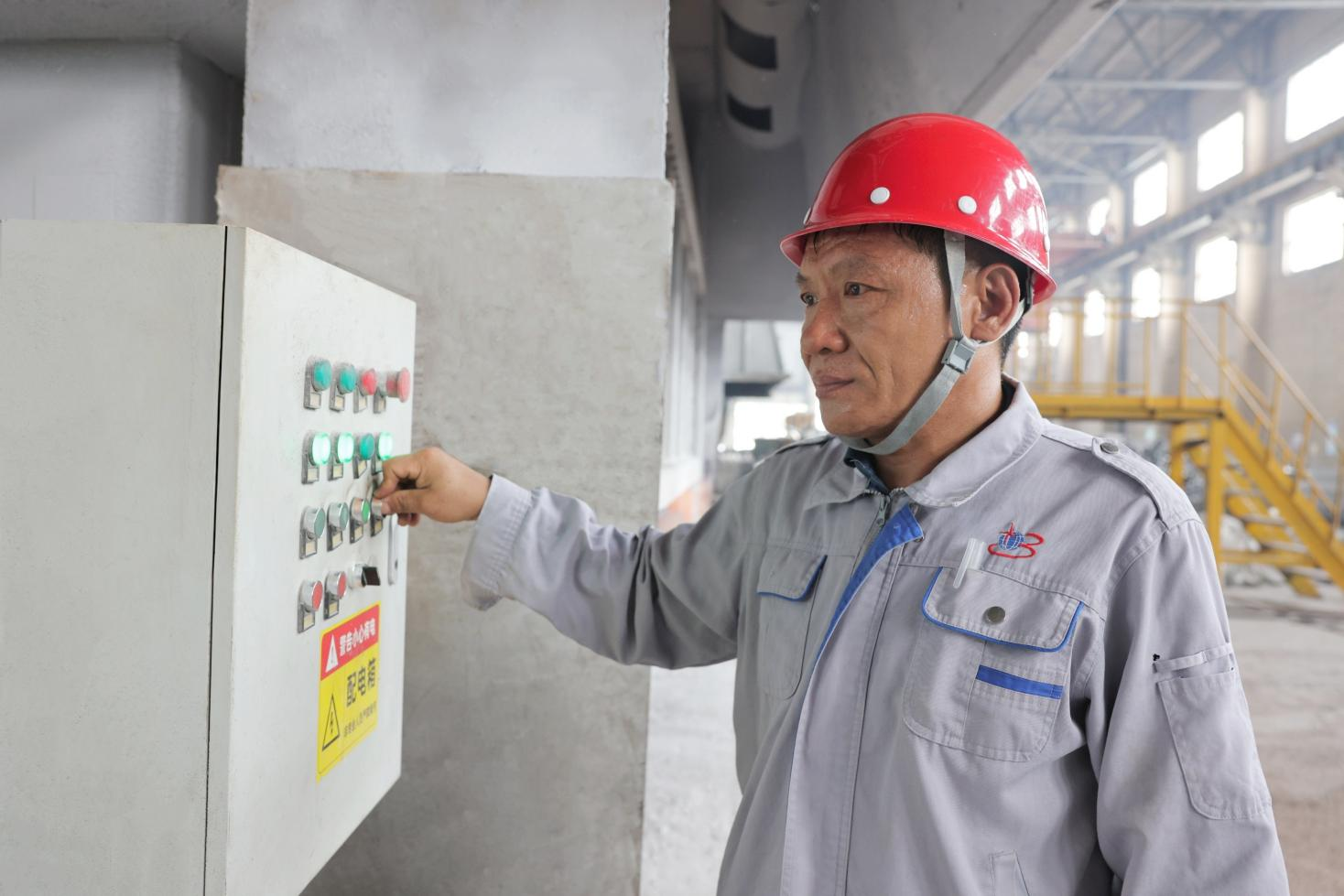 【崗位風(fēng)采】徐樂(lè)柱:匠心鑄就卓越 實(shí)干譜寫(xiě)華章